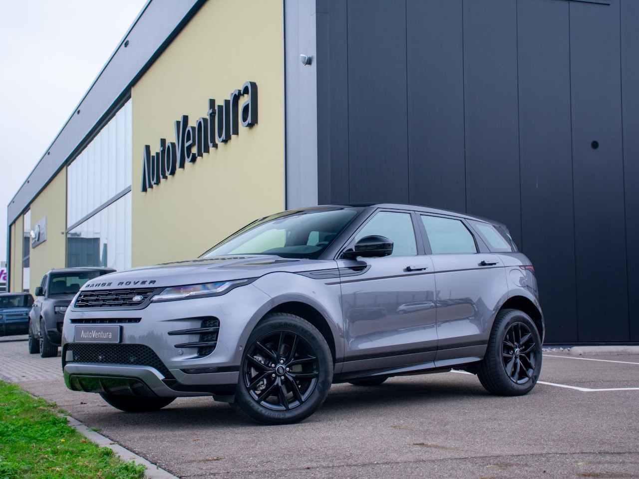Land Rover Range Rover Evoque - 1.5 P270e PHEV AWD Dynamic SE Facelift l Black Pack l Panorama dak l Adapt. Cruise l 360 C - AutoWereld.nl