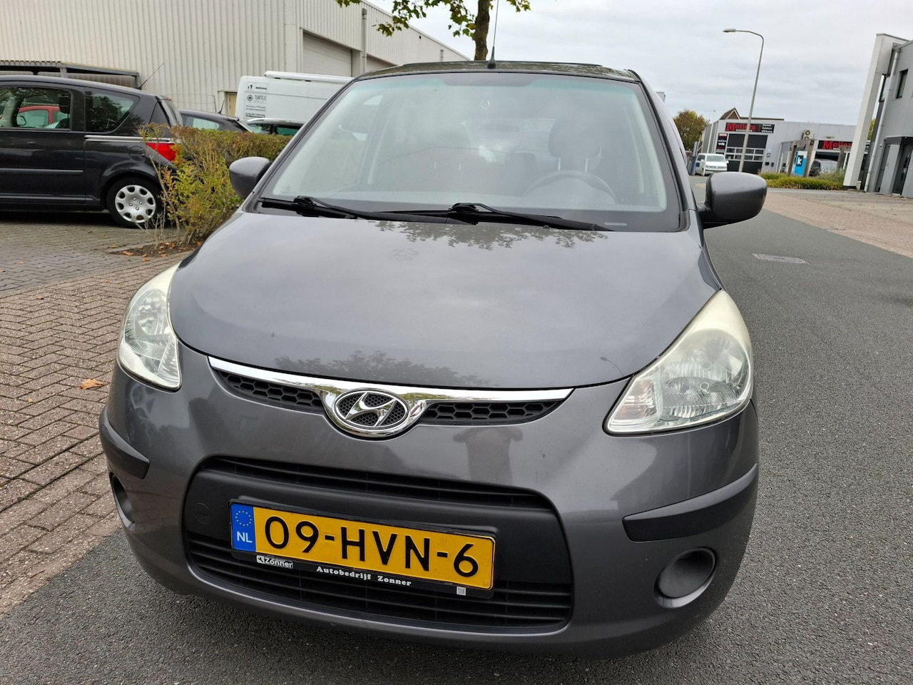 Hyundai i10 - 1.25i Dynamic 5 DEURS/ELEKTRISCHE RAMEN! - AutoWereld.nl