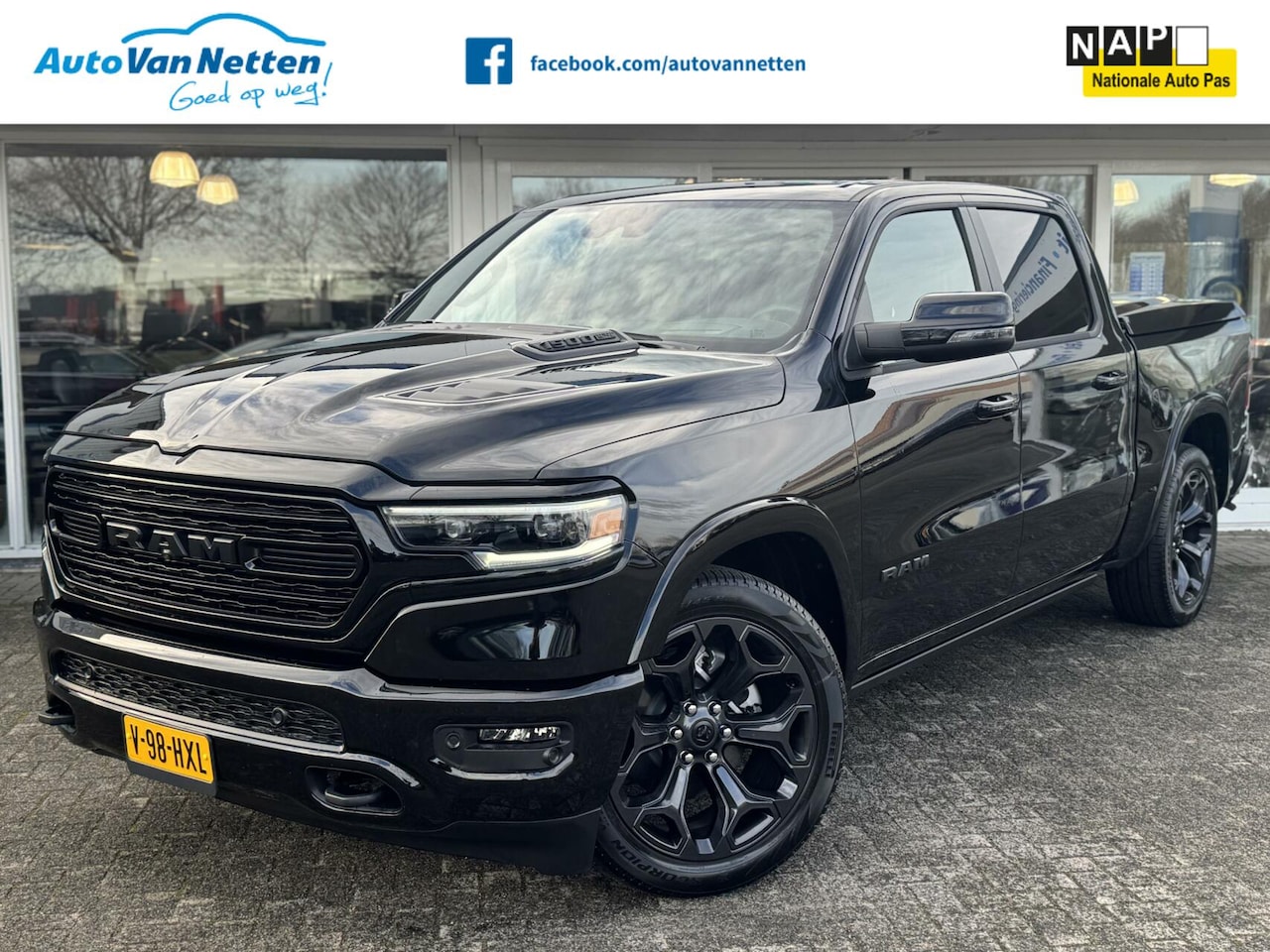 Dodge Ram 1500 - 4X4 5.7 V8 4x4 Crew Cab Limited,Head Up,digi dash, - AutoWereld.nl