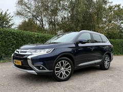 Mitsubishi Outlander - 2.0 Executive Edition Automaat | 7 Persoons | Camera | Trekhaak | 18" Velgen | Stuur-/Stoe