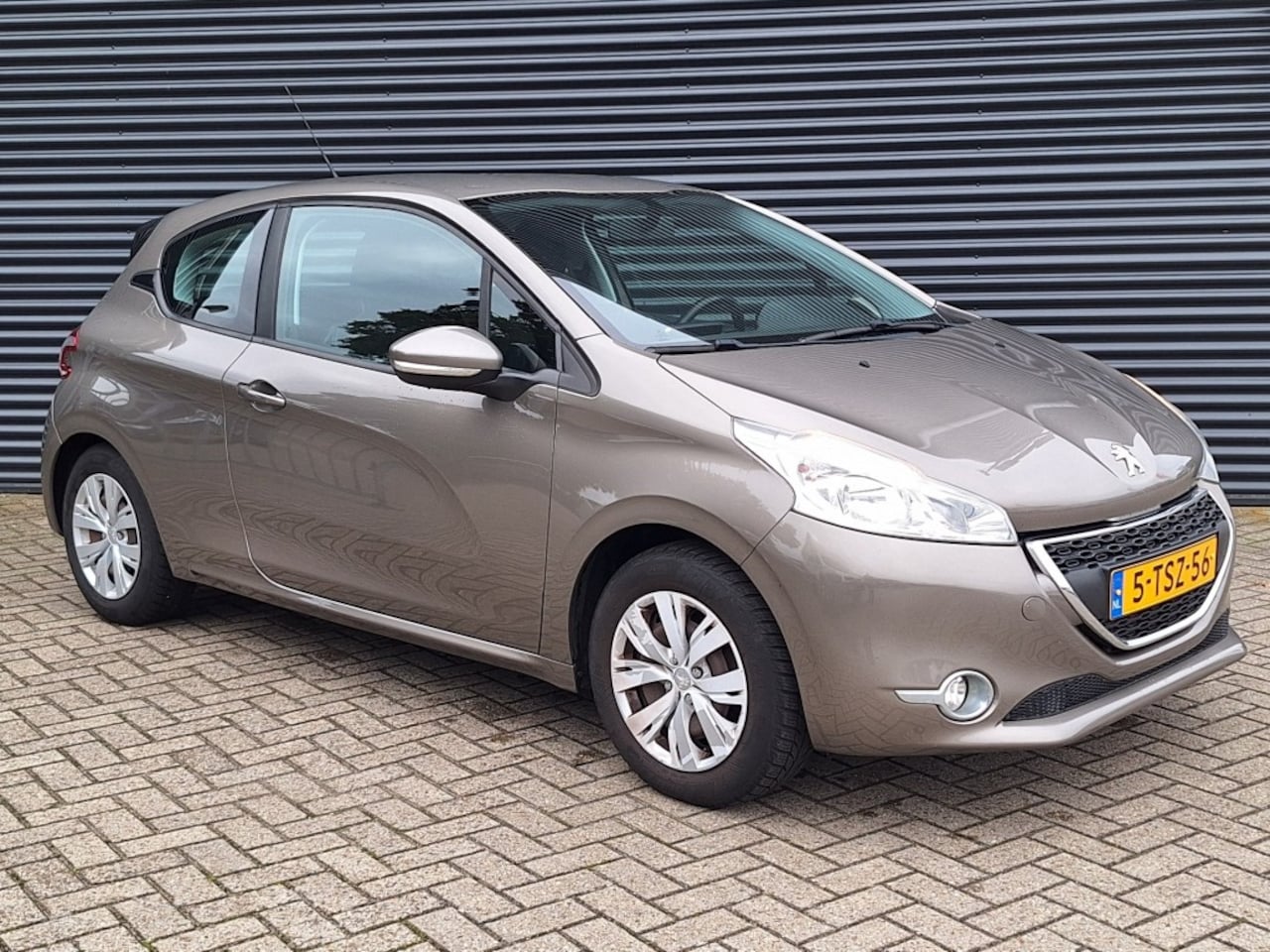 Peugeot 208 - 1.2 Vti Active 1.2 VTi Active - AutoWereld.nl