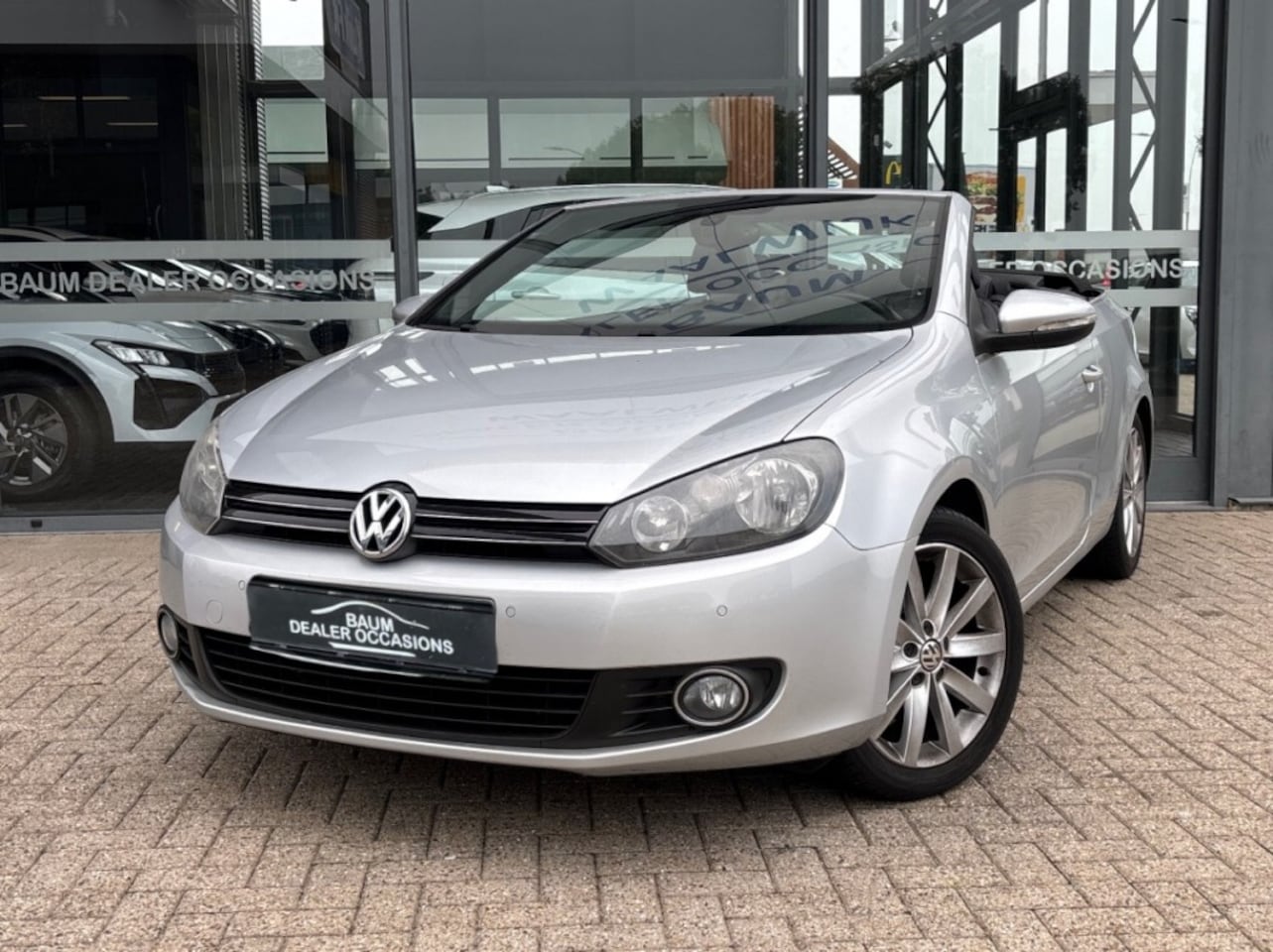 Volkswagen Golf Cabriolet - 1.2 TSI HIGHLINE CABRIOLET AIRCO LMV PDC-CAMERA - AutoWereld.nl