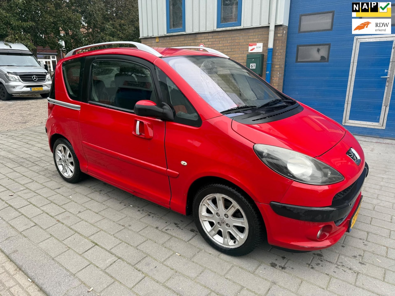Peugeot 1007 - AUTOMAAT / Inruilkoopje / Airco - AutoWereld.nl