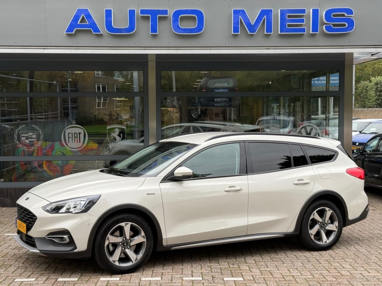 Ford Focus - 1.0 EcoBoost Active Business Navi Camera BenO - AutoWereld.nl
