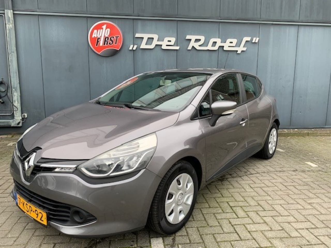 Renault Clio - 0.9 TCe Expression 0.9 TCE EXPRESSION - AutoWereld.nl