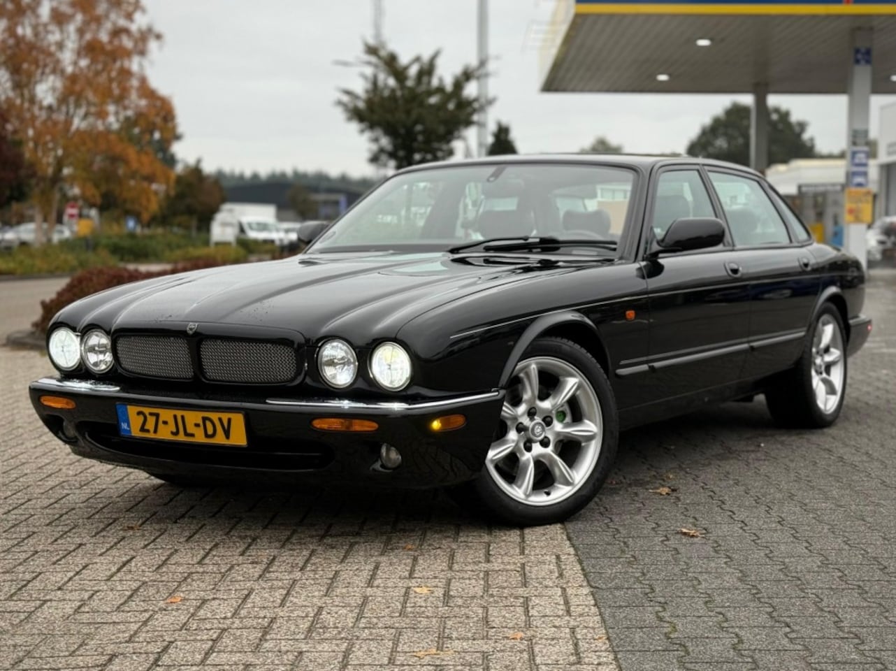 Jaguar XJR - 4.0 SUPERCHARGE 363PK ZEER MOOI VEEL DOCUMENTATIE - AutoWereld.nl