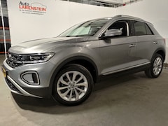 Volkswagen T-Roc - 1.5 TSI 150pk STYLE DSG7 110kw Carplay / ACC / Elektr.A.Klep / Virtual cockpit IQ-Drive /