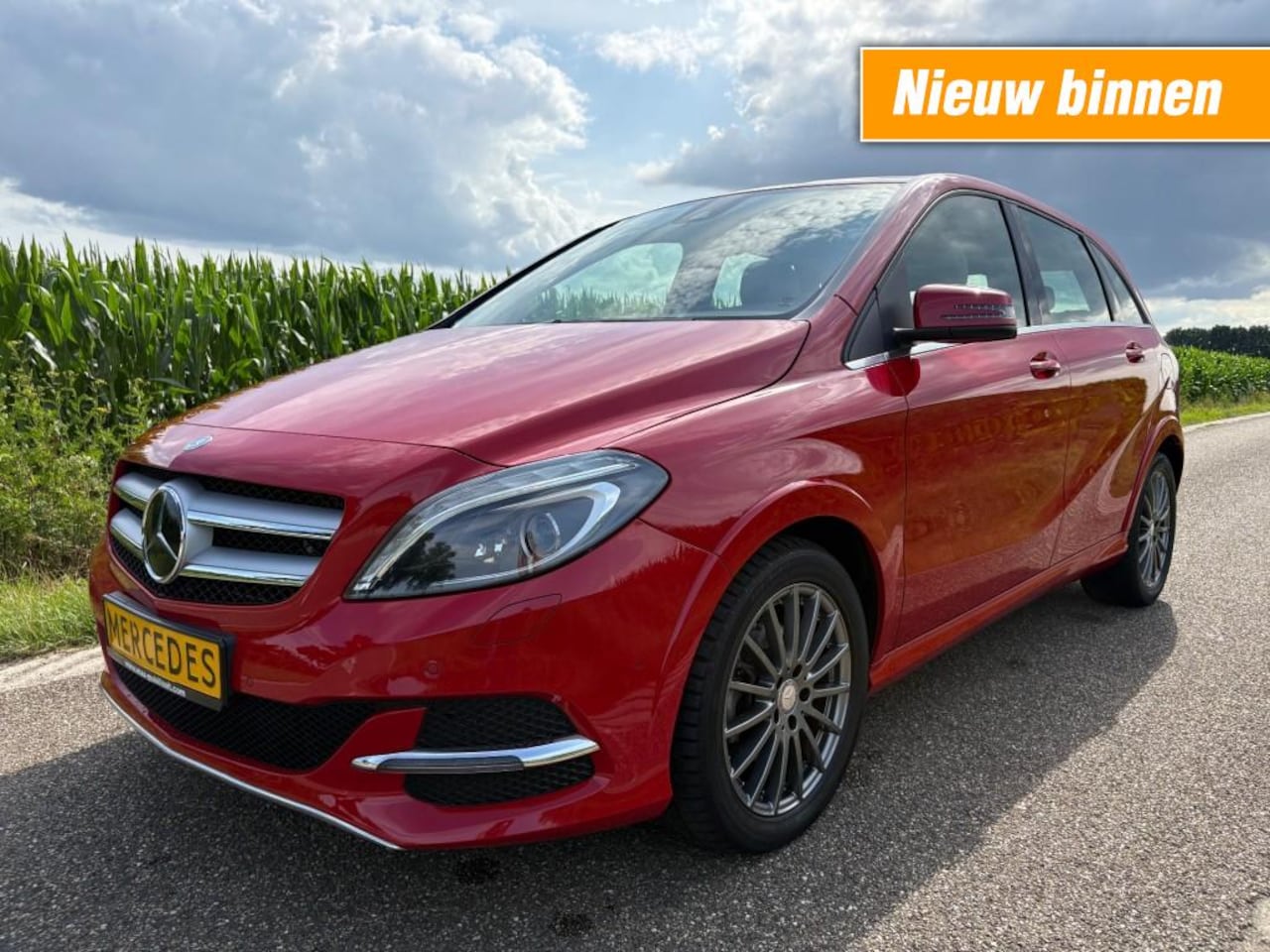 Mercedes-Benz B-klasse - 250 E / AUTOMAAT / VOLL / NIEUWSTAAT - AutoWereld.nl