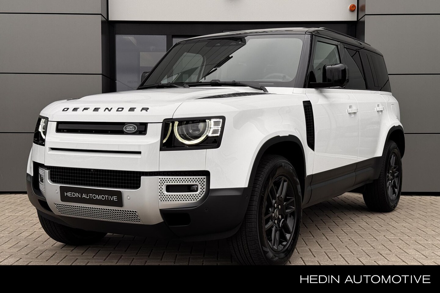 Land Rover Defender 110 - 2.0 P300e 110 S | Elektrisch panoramadak | Cold Climate Pack | - AutoWereld.nl