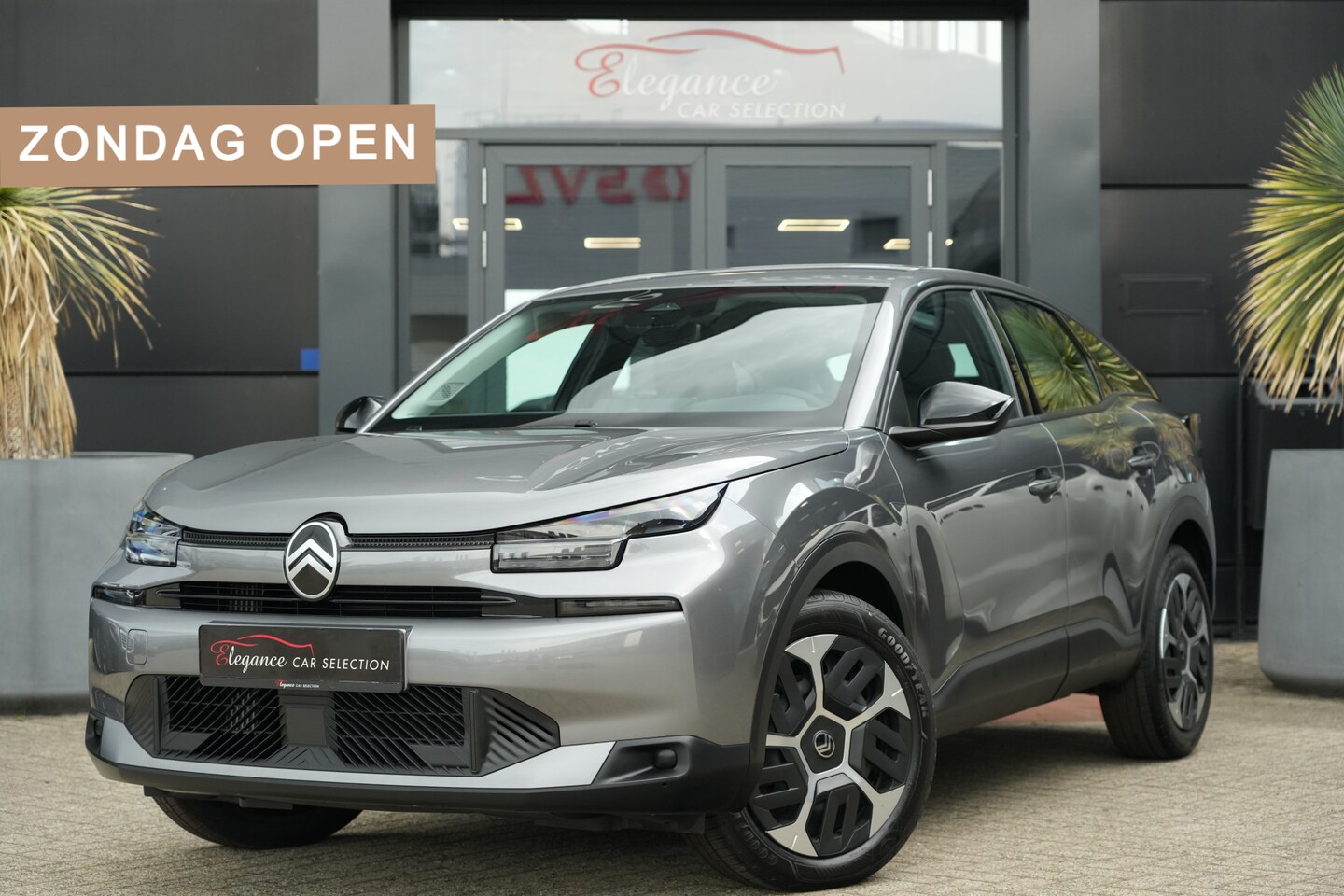 Citroën C4 - 1.2 Hybrid 145pk Plus 145pk WEEKAANBIEDING - AutoWereld.nl