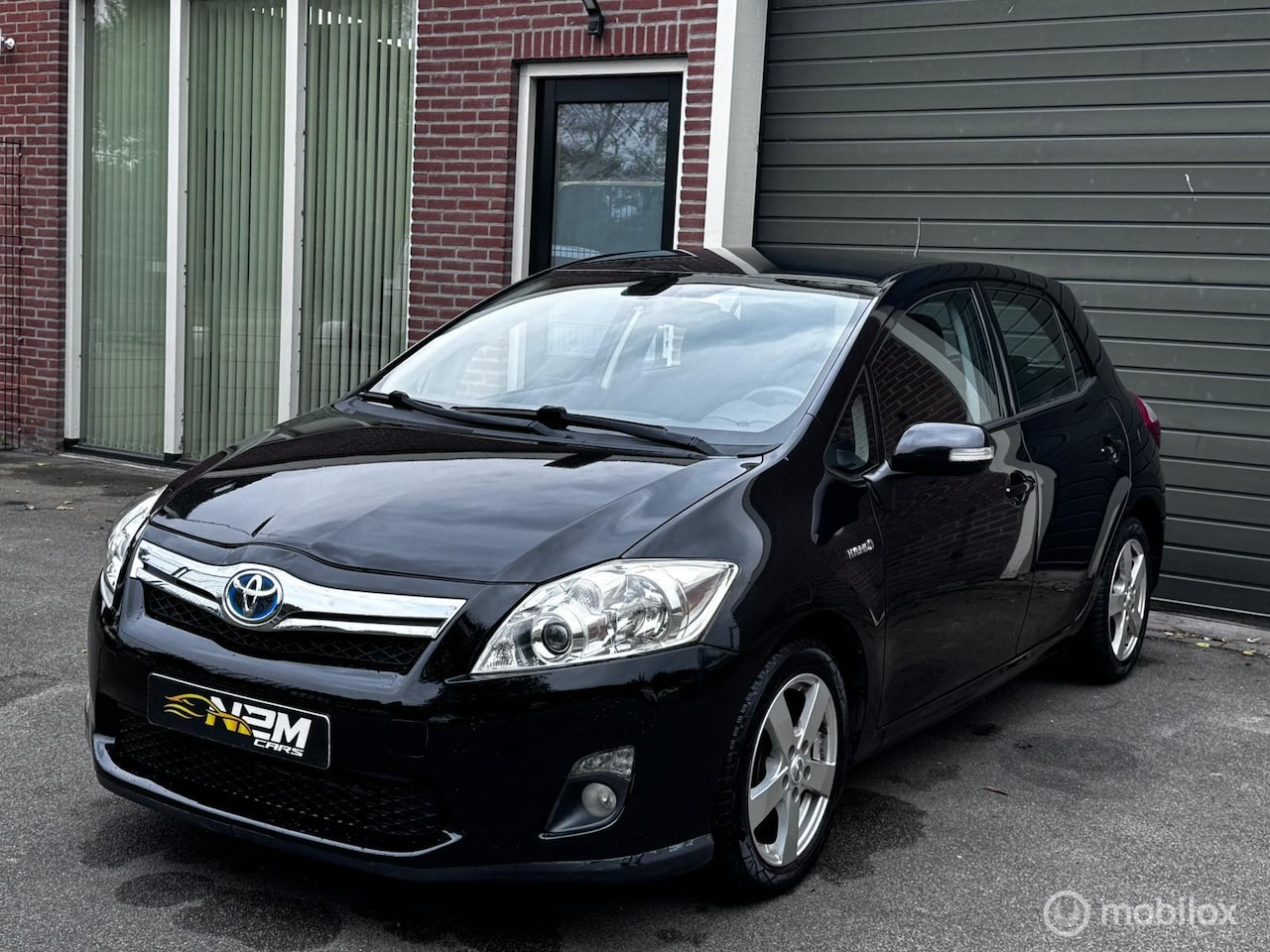 Toyota Auris - 1.8 Full Hybrid Executive Business|NAP|APK - AutoWereld.nl