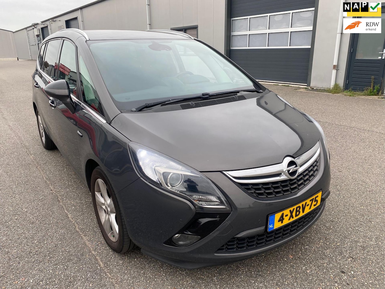 Opel Zafira Tourer - 1.6 CDTI Business+ - AutoWereld.nl