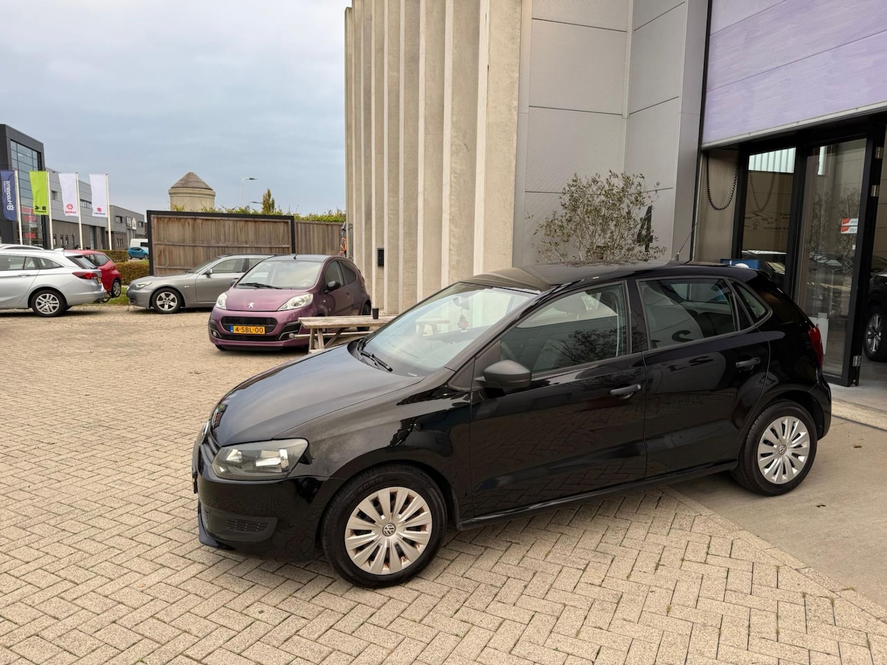 Volkswagen Polo - 1.2-12V Comfortline AIRCO! NIEUWE APK! INRUIL MOGELIJK! - AutoWereld.nl