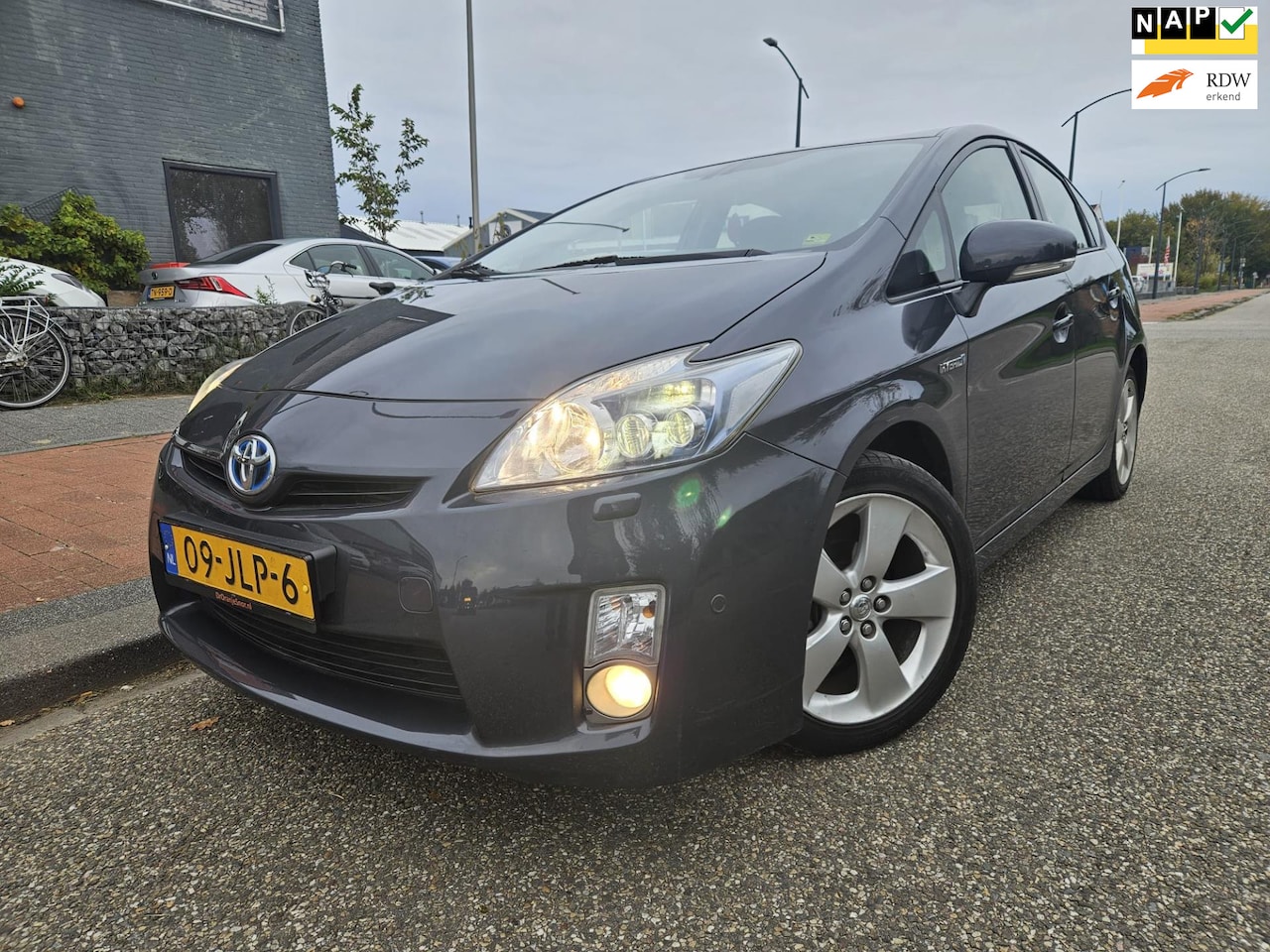 Toyota Prius - 1.8 Dynamic GARANTIE Camera LED lampen - AutoWereld.nl