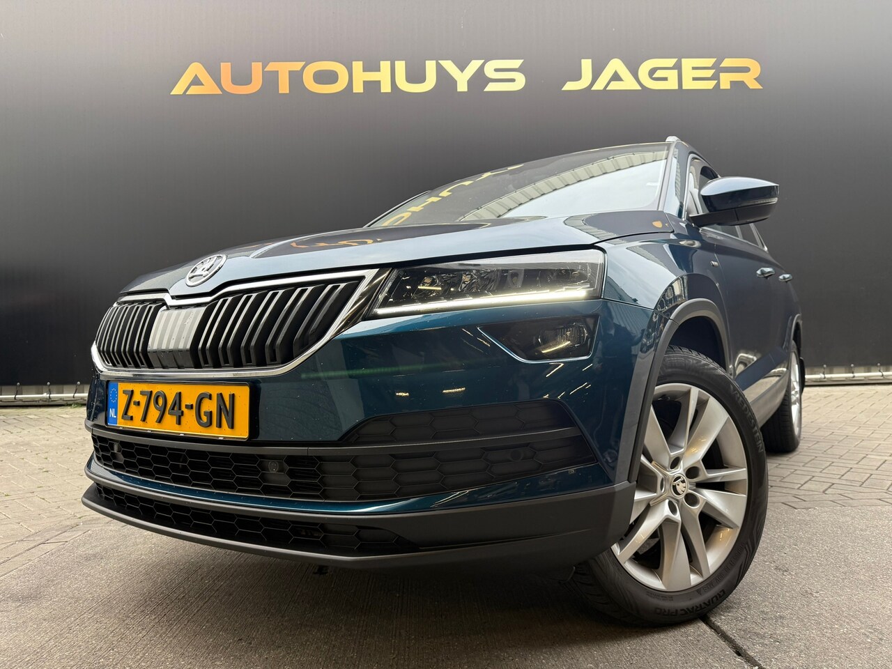 Skoda Karoq - 1.5 TSI ACT Business Edition|Camera|Stoelverwarming|Carplay - AutoWereld.nl