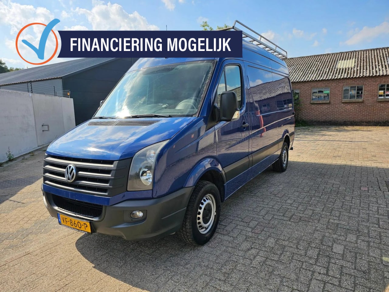 Volkswagen Crafter - 32 2.0 TDI L2H3 Apk,Nap,Airco,Trekhaak - AutoWereld.nl
