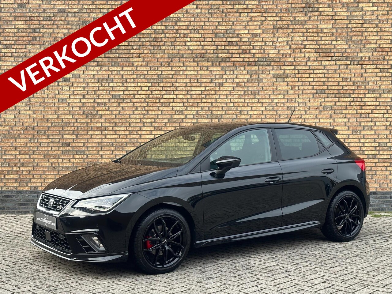 SEAT Ibiza - 1.0 TSI FR Black Edition Dsg Beats Cruise Cam Stoelvw Led Climatr - AutoWereld.nl