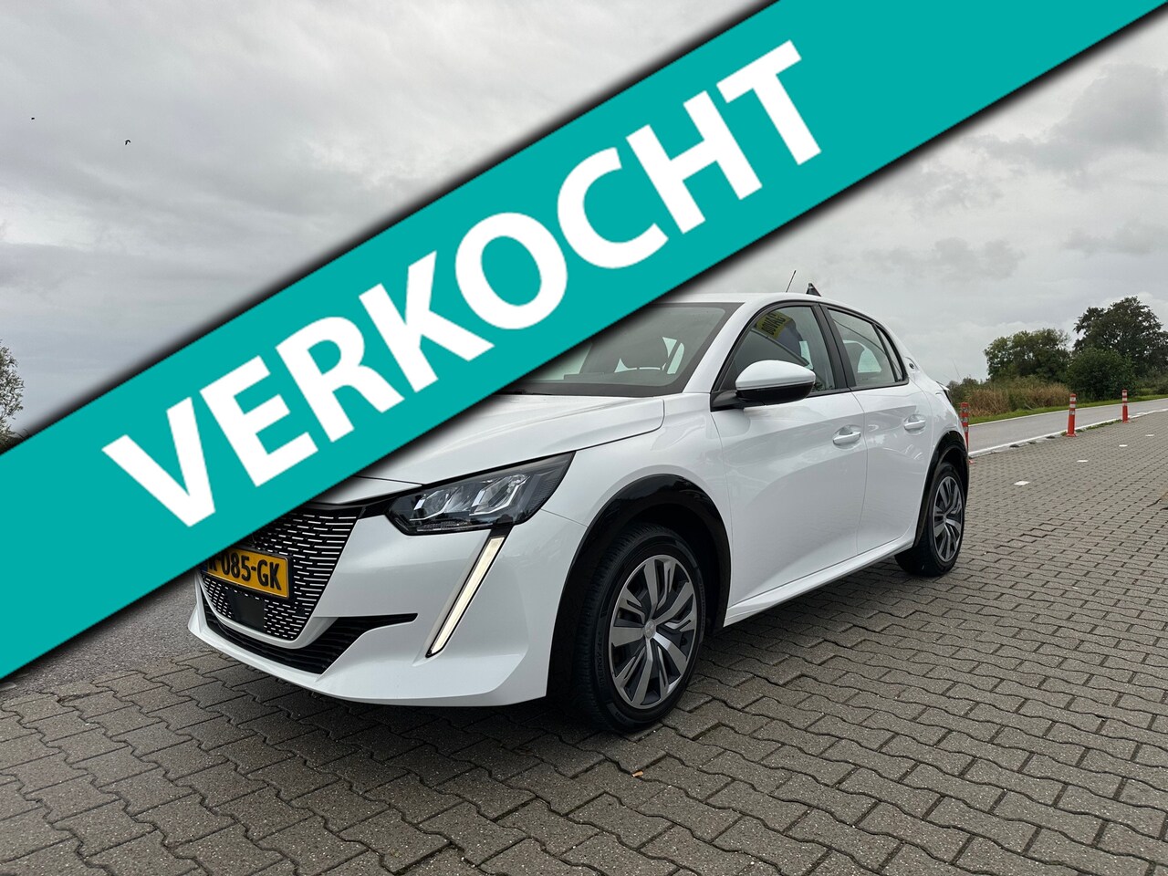 Peugeot e-208 - EV Active 50 kWh EV Active 50 kWh, 360* Camera, Carplay, PDC, Cruisecontrol, Lane Assist - AutoWereld.nl