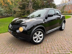 Nissan Juke - 1.6 Acenta Nissan Juke 1.6 Acenta 2010 Zwart Airco nette auto!