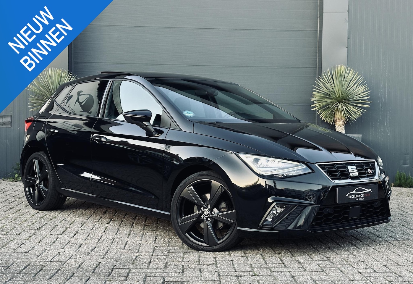 SEAT Ibiza - 1.0 TSI FR Business Intense Plus Pano Automaat SEAT Ibiza 1.0 EcoTSI FR - AutoWereld.nl