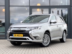 Mitsubishi Outlander - 2.4 DOHC PHEV 240pk 4WD Intense+ | Trekhaak | Schuifdak | Cam. | Stoelverw. | 1e Eig. | NL