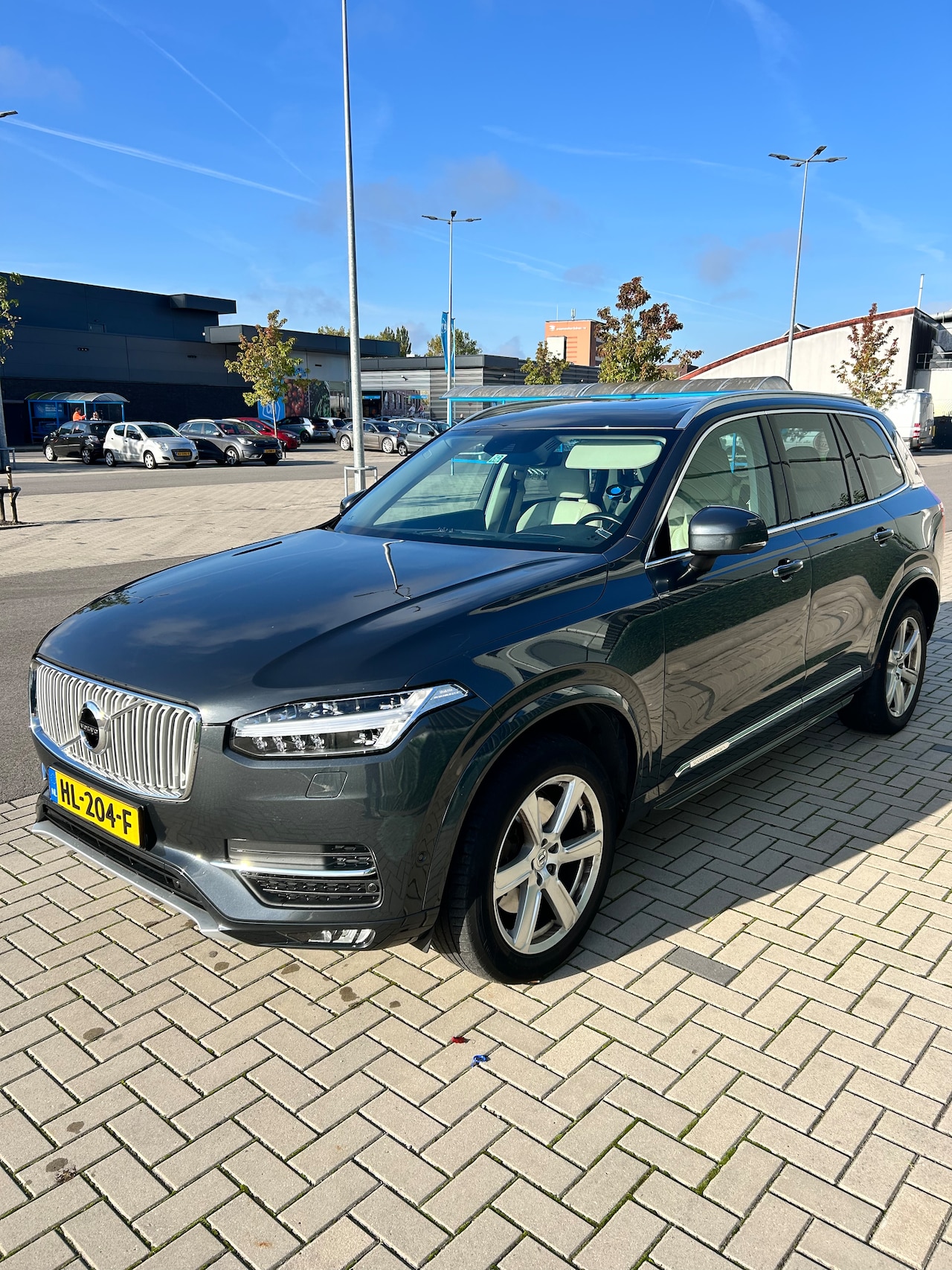 Volvo XC90 - 2.0 T5 AWD Inscription 7P, Pano, keyless entry - AutoWereld.nl