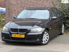 BMW 3-serie - 320i | Xenon | Climate | MF-stuur | Export