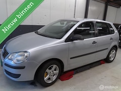 Volkswagen Polo - 1.2-12VTrendline/AIRCO/nieuw Apk/rijklaar