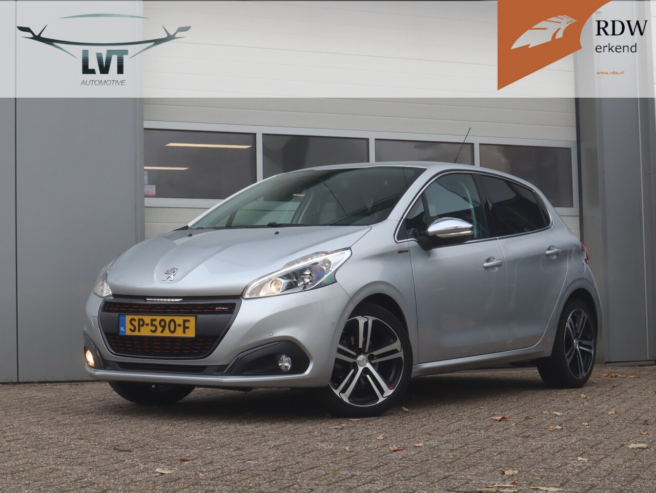 Peugeot 208 - 1.2 PureTech GT-line Automaat / Camera / Half-Leder - AutoWereld.nl