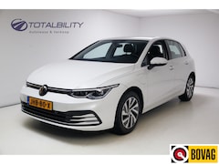 Volkswagen Golf - 1.4 eHybrid 204 PK | Camera | Elec. Ergo best. stoel met geheugen en massage | Adap.Cruise