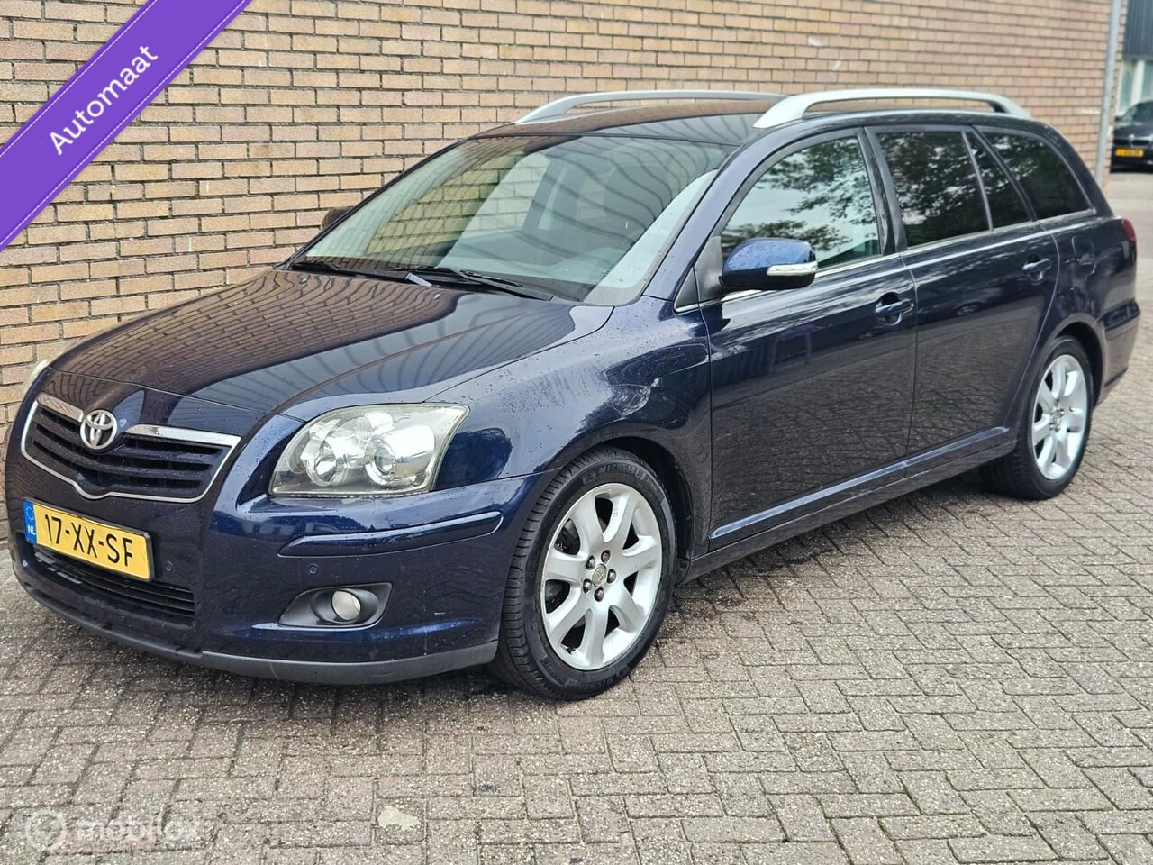Toyota Avensis Wagon - 2.0 VVTi Luna AUTOMAAT | APK|VOLLOPTIE - AutoWereld.nl