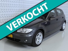 BMW 1-serie - 118i Airco Clima Cruise Trekhaak Navigatie (2005)