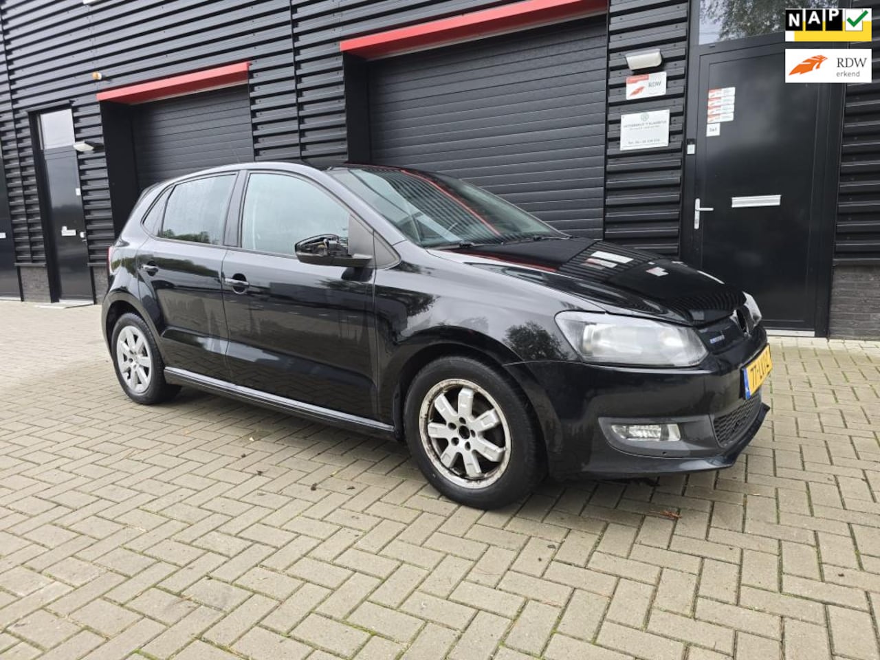 Volkswagen Polo - 1.2 TDI BlueMotion Comfortline | SCHADE | NAVI | CLIMA | 4 ELEC. RAMEN | CRUISE CONTROL | - AutoWereld.nl