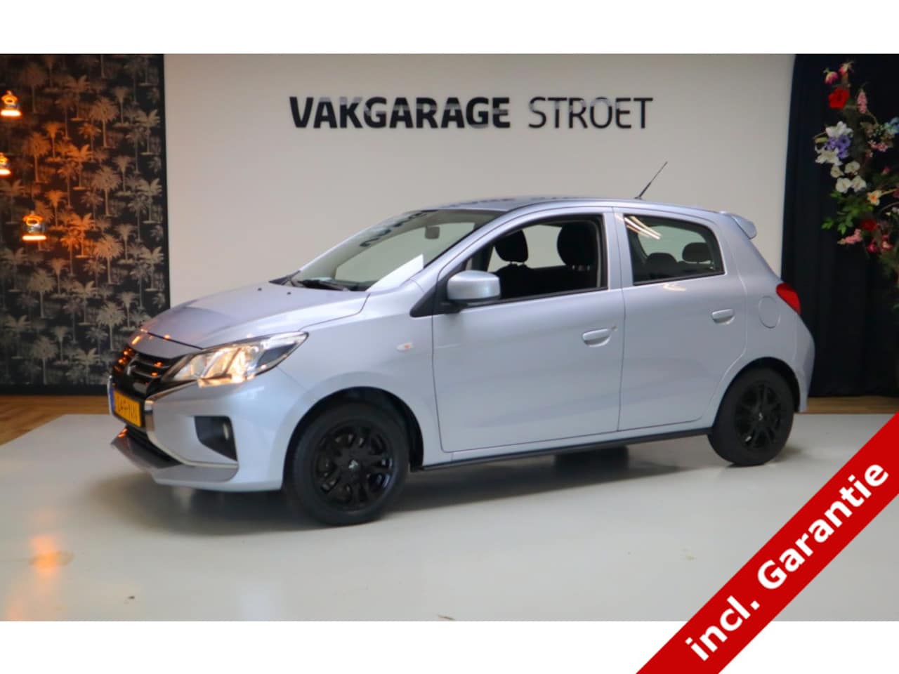 Mitsubishi Space Star - 1.0 Cool+ | ac | dagrij. | nw. lm-velgen | 2 nw bnd | jaarbeurt - AutoWereld.nl