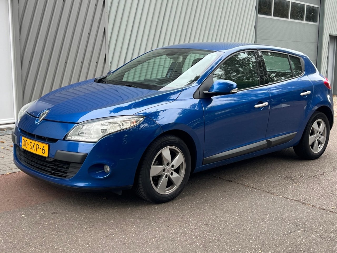 Renault Mégane - 2.0 16V 140 Bose - AutoWereld.nl
