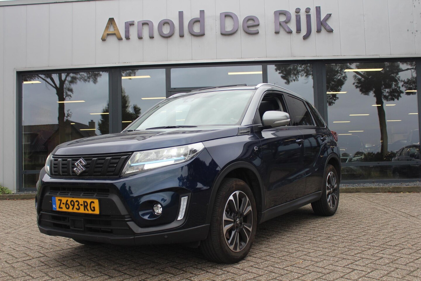 Suzuki Vitara - 1.5 Hybrid Style Rhino Edition 1.5 Hybrid Style Rhino Edition - AutoWereld.nl