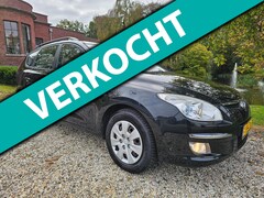 Hyundai i30 CW - 1.6i Dynamic AIRCO *apk:10-2026