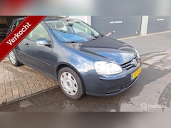 Volkswagen Golf - 1.6 FSI Comfortline Business
