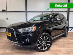 Mitsubishi Outlander - 2.0 Intro Edition / AUT / LEDER / NAVI / CAMERA /