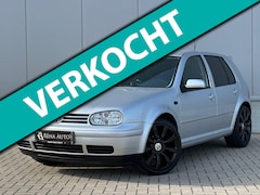Volkswagen Golf - 1.6-16V Highline