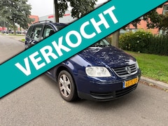 Volkswagen Touran - 2.0-16V FSI Business