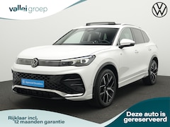 Volkswagen Tiguan - 1.5 TSI 150 pk DSG R-Line Business | Panoramadak | Trekhaak | Harman/Kardon | Rondomzicht