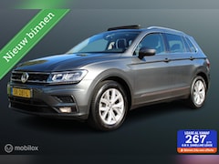 Volkswagen Tiguan - 1.4 TSI Comfortline Business, Trekhaak, Panodak, Navi, App connect, Pdc voor + achter, Cru