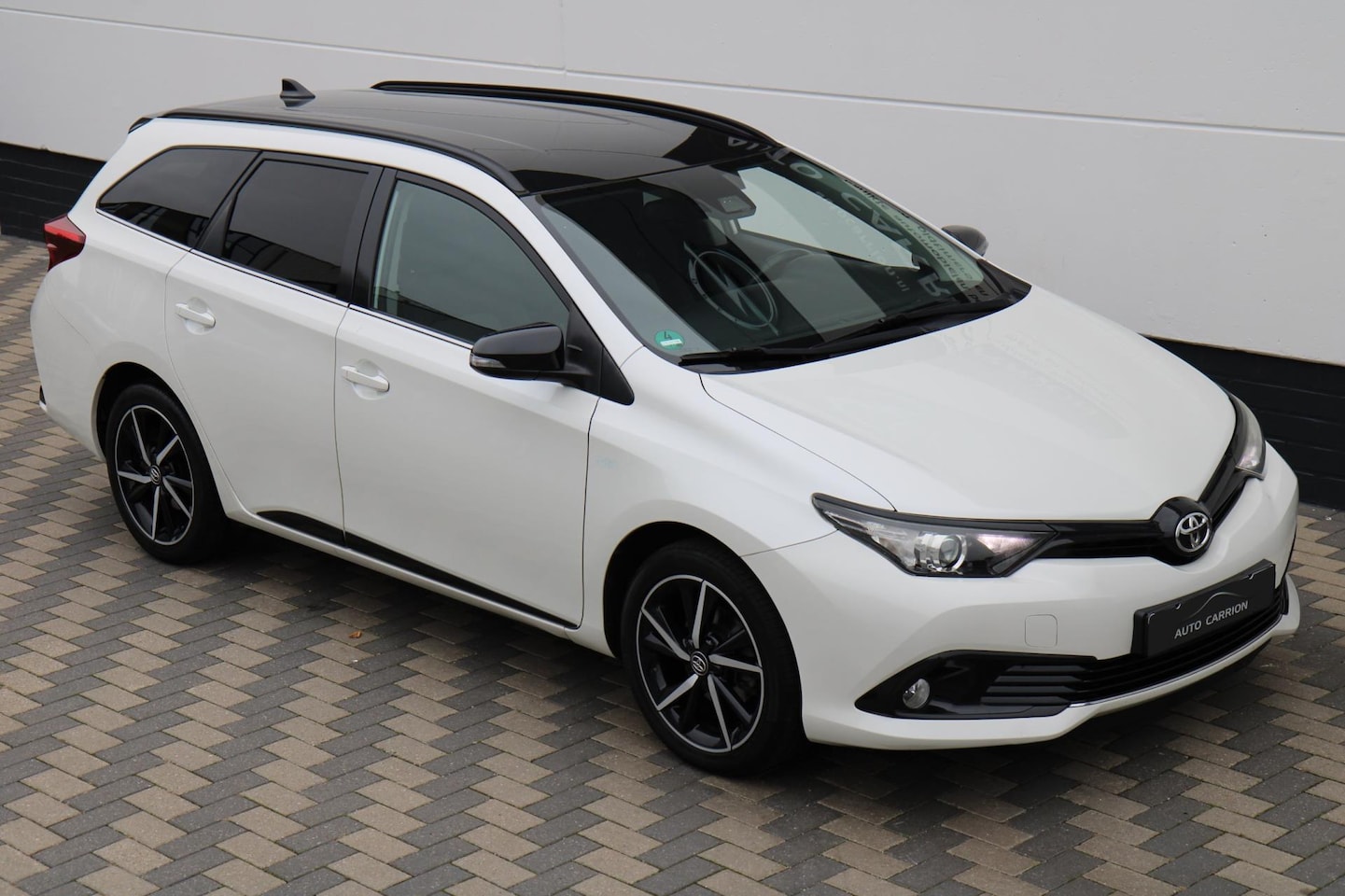 Toyota Auris Touring Sports - 1.2T 116PK Navi Camera Cruise !! - AutoWereld.nl