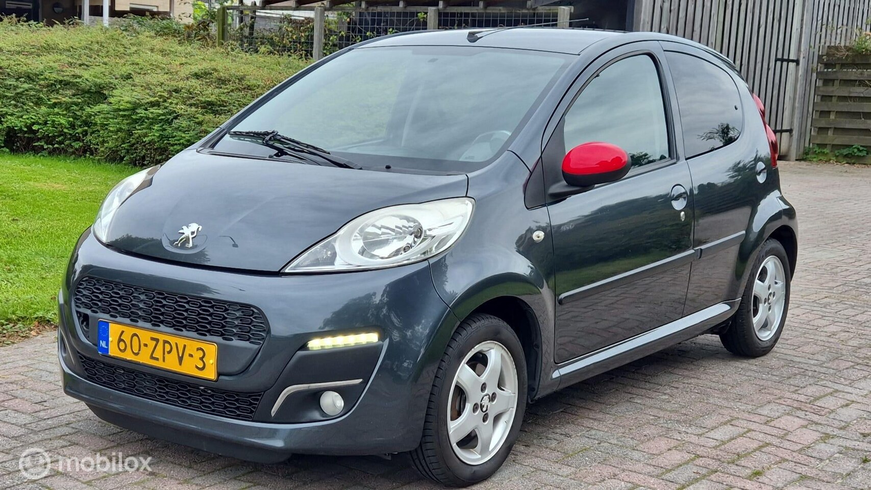 Peugeot 107 - 1.0 Sportium AIRCO ELEKT RAMEN APK 09-10-2026 - AutoWereld.nl