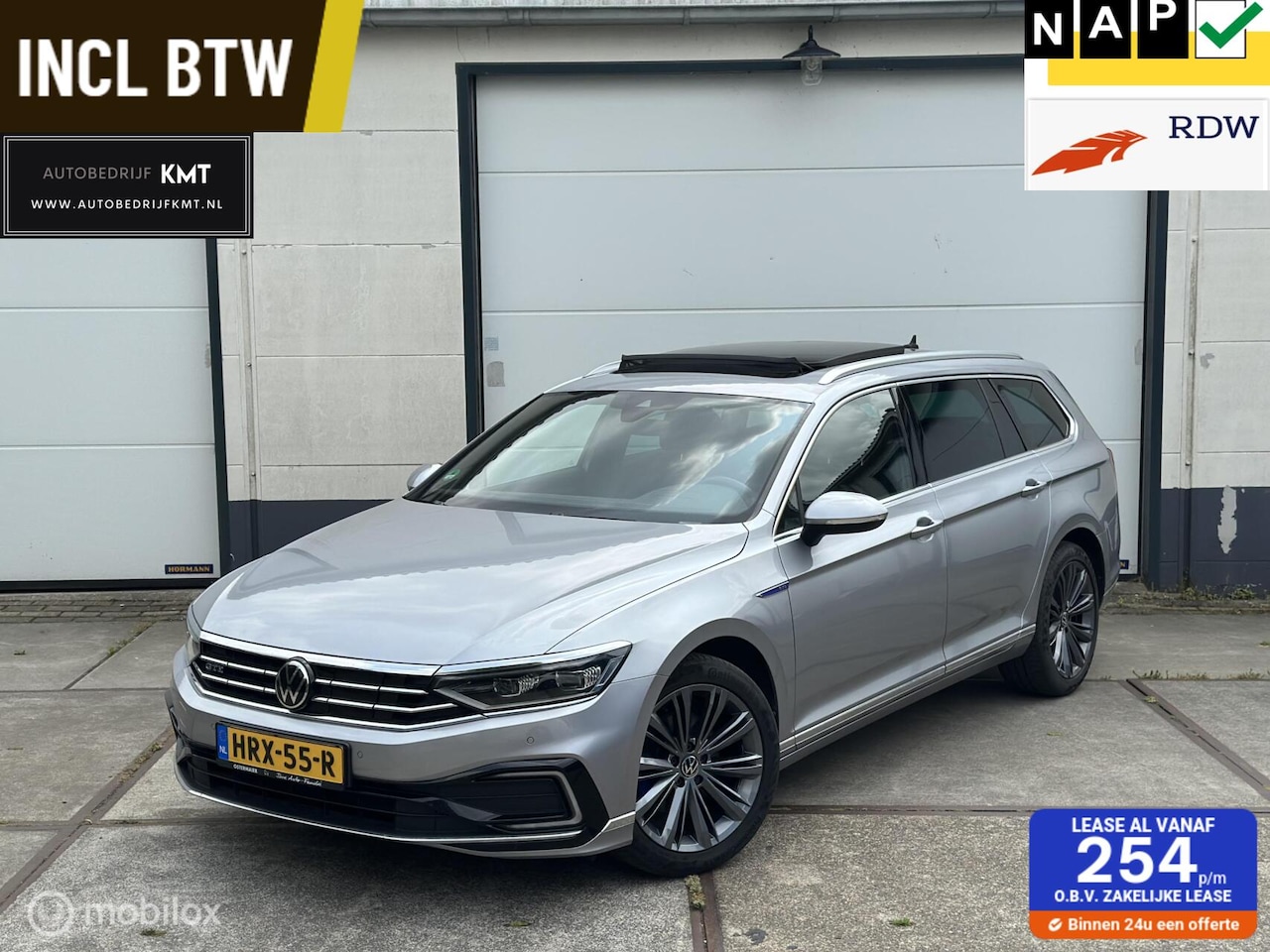 Volkswagen Passat Variant - 1.4 TSI GTE | PANO| STAND| Digitaal | PDC | Camera - AutoWereld.nl
