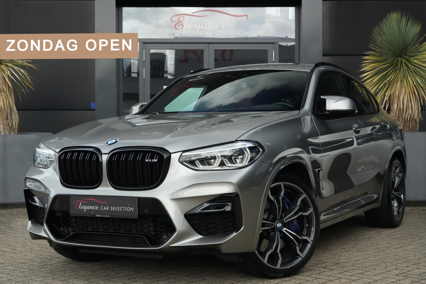 BMW X4 - M 510pk Panoramadak/Stoelverwarming/Camera - AutoWereld.nl