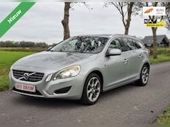 Volvo V60 - 1.6 T3 Ocean Race❗