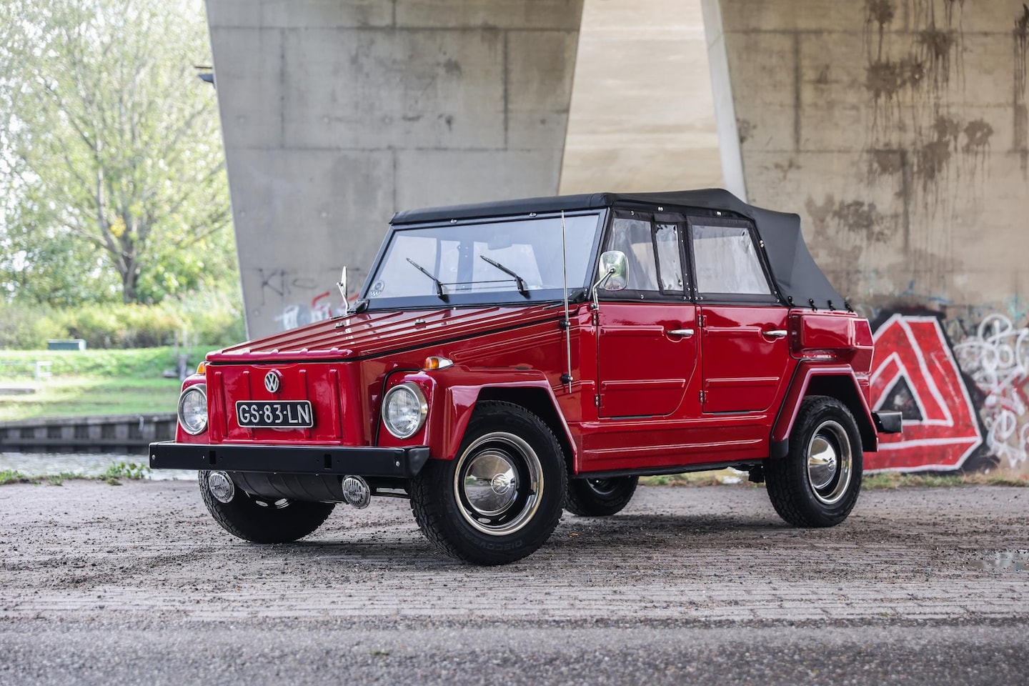 Volkswagen 181 - Kübel completely restored original NL delivered - AutoWereld.nl
