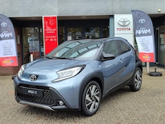 Toyota Aygo X - ENVY NIEUW DIRECT LEVERBAAR PARK-SENSOREN 18'' LM-VELGEN LED NAVI CLIMA AD-CRUISE APPLE/AN